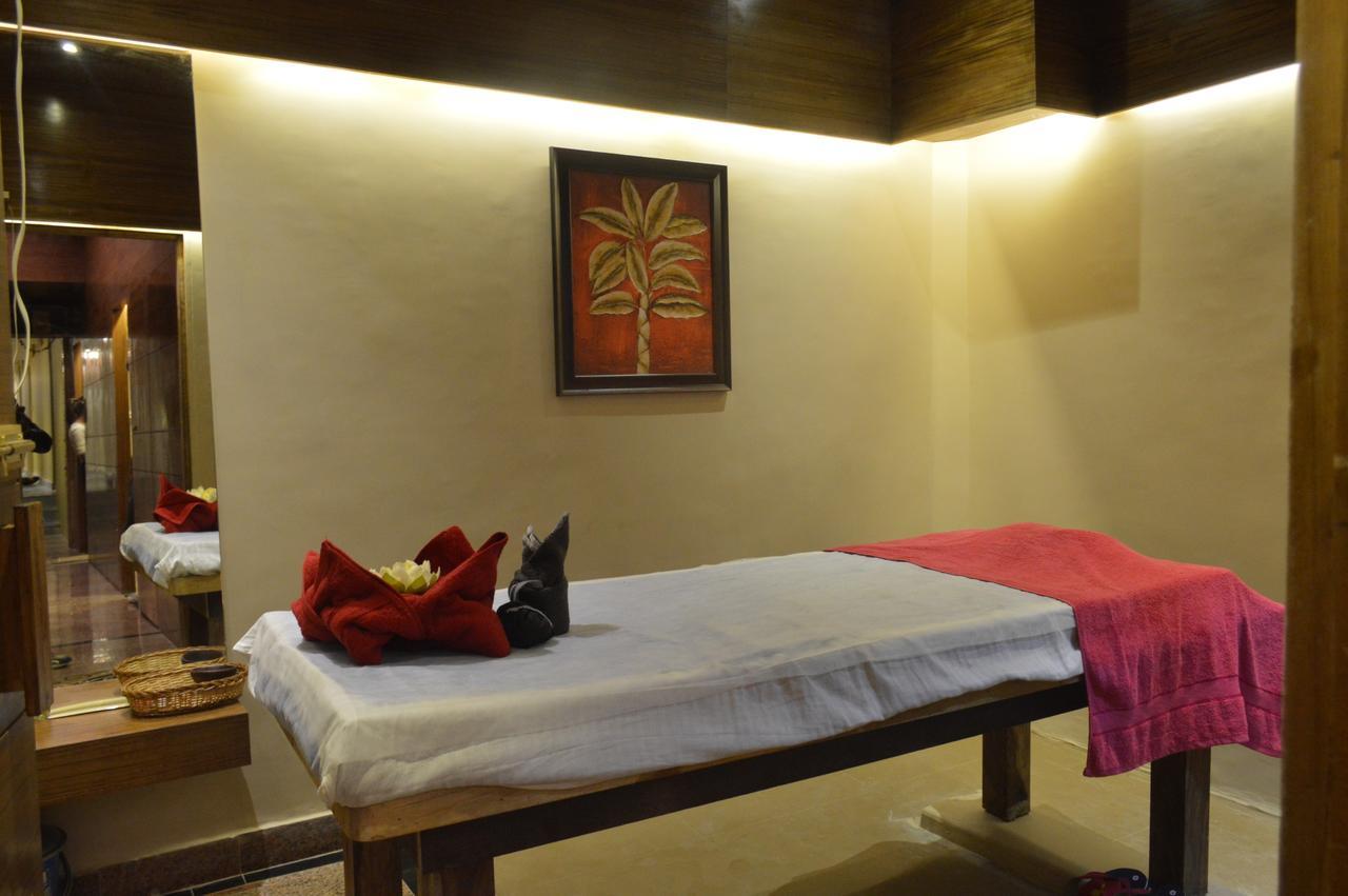 Hotel Mount Regency Mount Abu Esterno foto