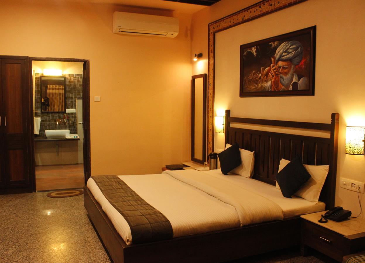 Hotel Mount Regency Mount Abu Esterno foto