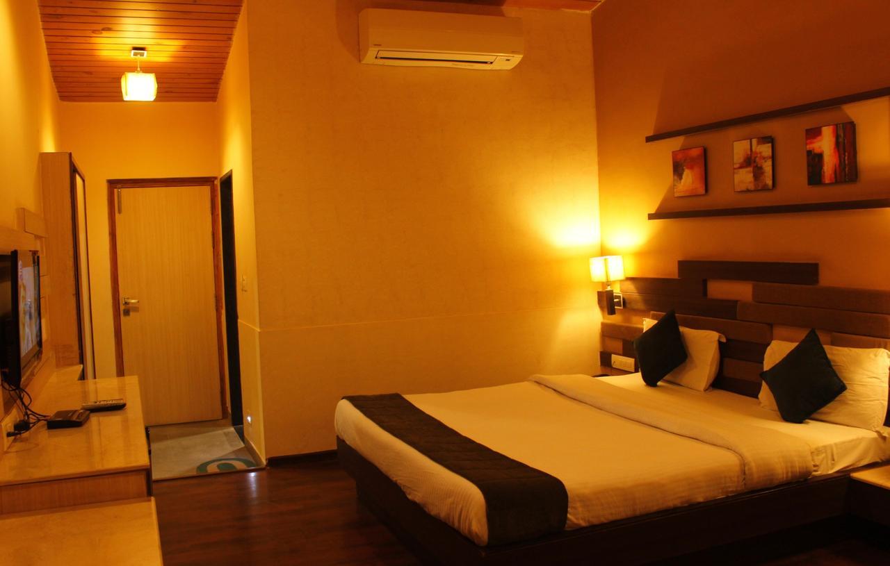 Hotel Mount Regency Mount Abu Esterno foto