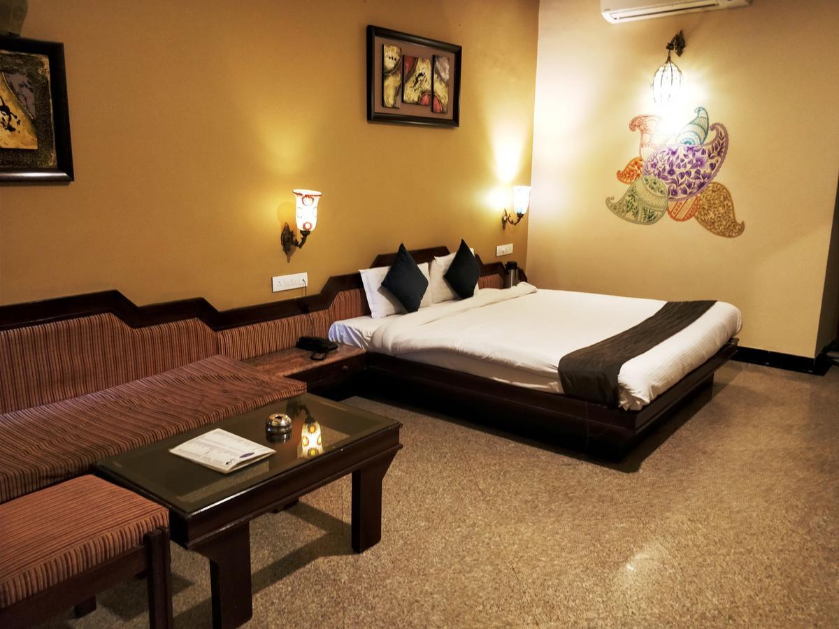 Hotel Mount Regency Mount Abu Esterno foto